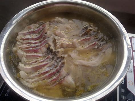 猪肉酸菜火锅怎么做好吃,东北的酸菜火锅怎么做的