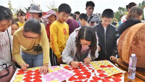 国庆阅兵带动红色旅游 北京最热门