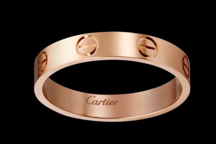 宁波女子花近3万元买的卡地亚戒指,卡地亚戒指按什么标准