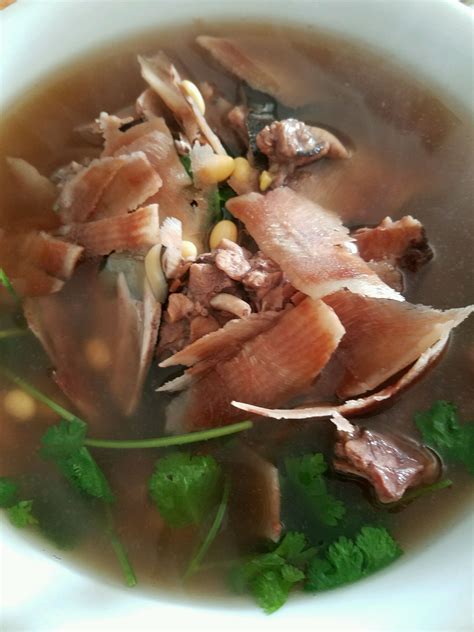 怎么做甲鱼汤是白的,春节在家炖甲鱼汤