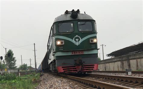 火车Z385次列车定员多少人