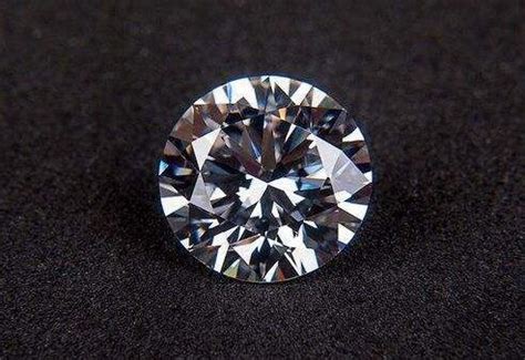 人工钻石和天然钻石怎么鉴定,质量不输天然钻石