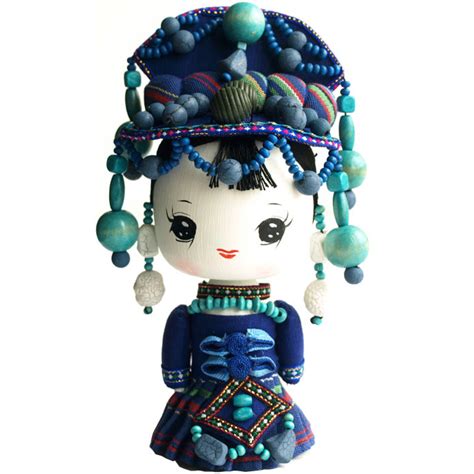 云南民族工艺彩色珠宝,云南有哪些民族传统特色刺绣