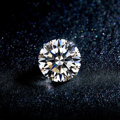 1克拉钻石最便宜的多少钱,一克拉的钻石多少钱
