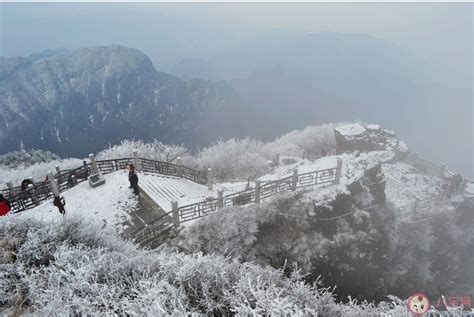 形容路上雪景的优美句子[推荐110句]