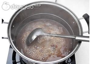 
薏米红豆莲子百合粥的做法和功效,红豆莲子百合薏米粥怎么做好吃