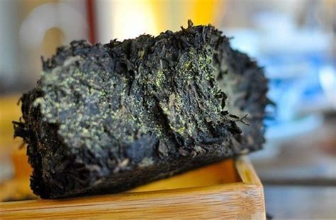 请问安化黑茶中的金花是什么意思,安化黑茶含什么菌