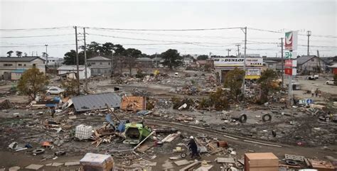 日本大海啸发生在哪一年