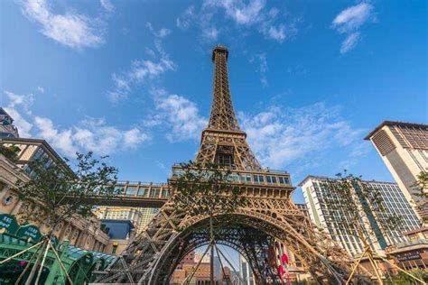 澳门巴黎人酒店铁塔在哪里?登塔需要收费吗?