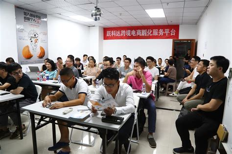 大家有什么好的图片素材网站 投放广告有什么讲究吗