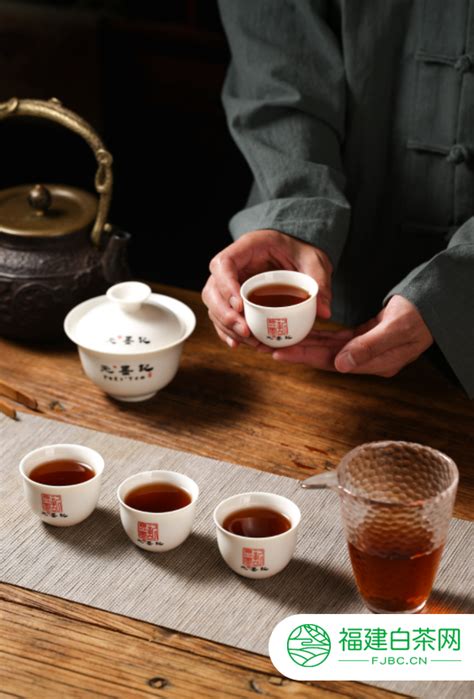 熟茶叶和生茶叶哪个好,一年中哪个季节的茶好