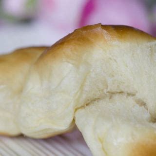 奶油打发成水了能做面包吗,奶油怎么做面包