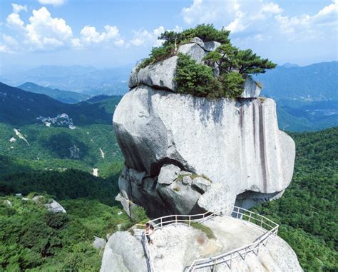 爬山很累但是山顶的风景很美说说【经典42句】