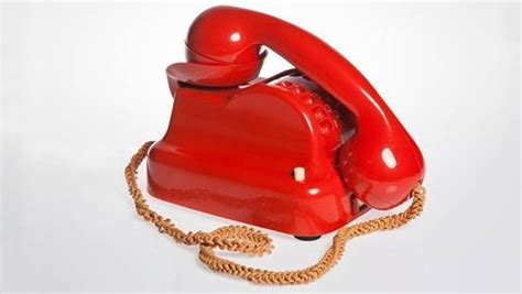加拿大生产的转盘式电话机在中国使用,电话能接,但打不出,不知道为何,一拨号就嘟嘟响,谁知道怎么使用