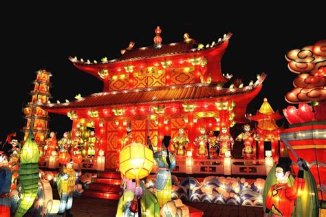 赏花灯-写事作文300字[集锦8篇]