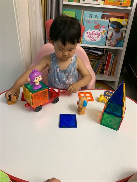 如何教0-6月的宝宝说话