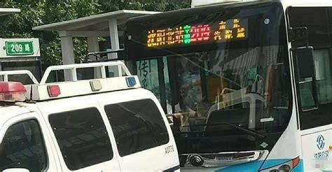 公交车上的争吵-记事作文500字（共计7篇）