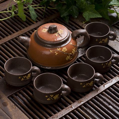 泡茶为什么要浇茶壶,为什么茶壶泡茶变水黑