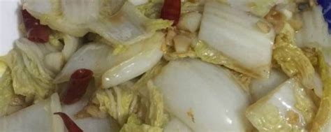 虾皮白菜玉米面疙瘩,疙瘩炒白菜怎么炒好吃