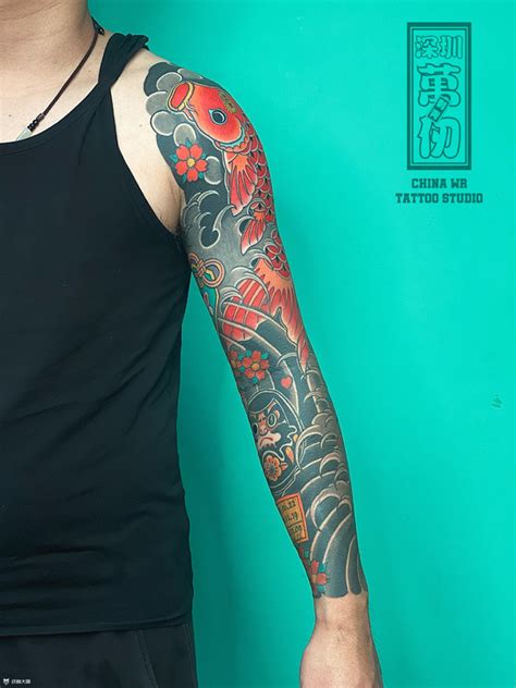 花臂鲤鱼纹身图案大全,分享一组新传统花臂