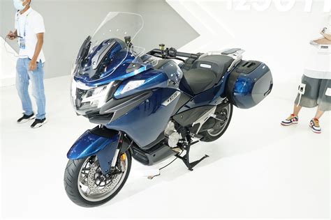 春風(fēng)水冷踏板摩托車是進(jìn)口車嗎