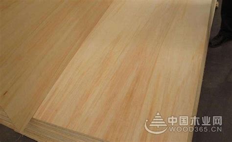 我房間的纖維板門破了,麻煩問下大家怎么修?