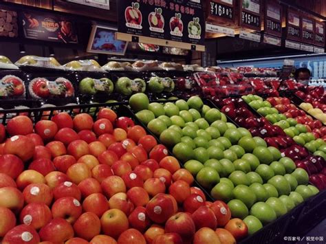 由于生鲜消费的需求弹性较小,生鲜生活超市怎么经营