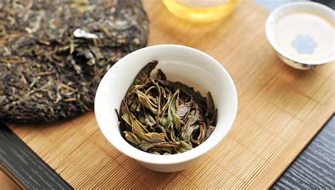 普洱熟茶跟生茶哪个贵,熟茶工艺更为复杂