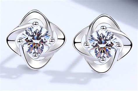 钻石耳钉一般多少钱,Tiffany钻戒价格一般多少