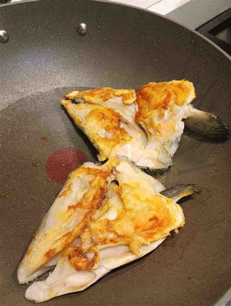 钟南山最爱喝的鱼头豆腐汤,煎过的鱼头怎么做汤