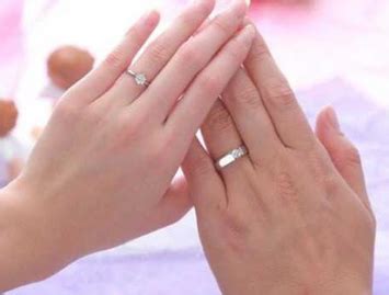 结婚戒指什么样的好,结婚戒指买什么形状的比较好