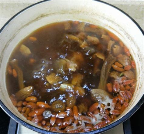 姬松茸煲猪骨汤放什么,西洋菜猪骨汤的功效