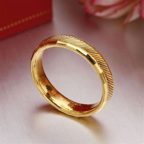 男士带黄金戒指有什么讲究,男人带多少克黄金戒指合适