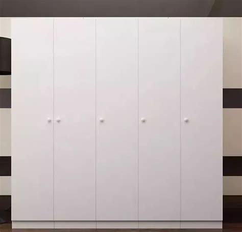 衣柜的柜门用什么材料,定制衣柜用什么板材好