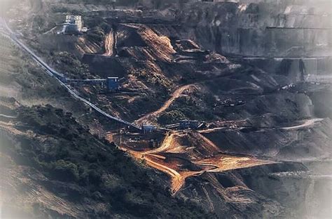 露天矿需要什么配件,中国第一露天煤矿