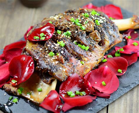 白萝卜炒猪肉怎么炒好吃又简单的做法,罗卜丝炒肉怎么做好吃