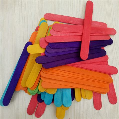 用冰糕棍做小秋千