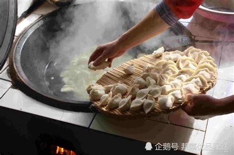 肉馅冻水饺冷水下锅煮几分钟