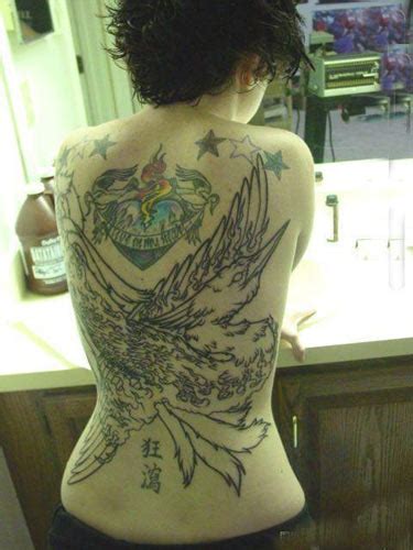 男人喜欢女人纹身哪里,你就不会被纹身师坑了