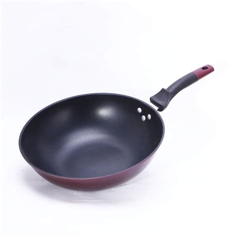 無(wú)煙不粘鍋的炒鍋能用在電磁爐上嗎