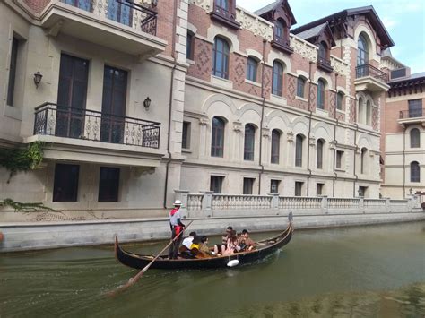 威尼斯为什么建在水上？