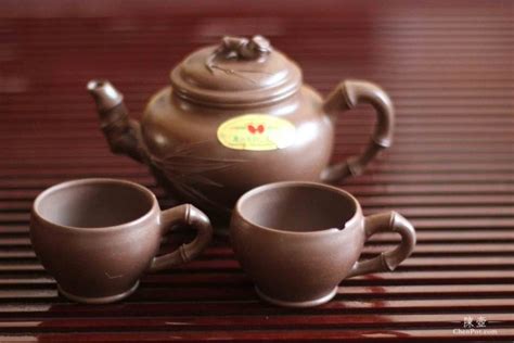 用陶瓷茶具泡茶有什么好处及其特点,陶壶泡茶有什么好处