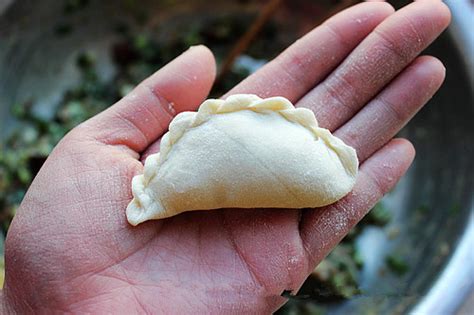 我学会了包饺子-记事作文800字[经典8篇]