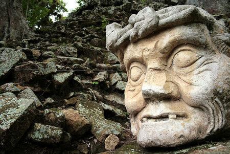 墨西哥帕伦克古城，丛林中的玛雅文化遗址