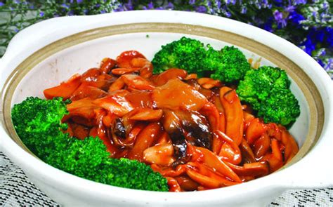 砂锅松茸炖鸡的做法 松茸怎么用砂锅焗