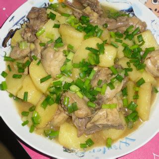 淮山鸡脚汤……广东人喝的都是什么汤 花胶松茸竹丝鸡汤
