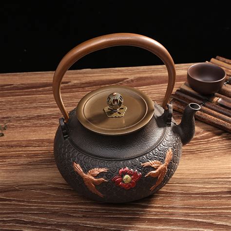 铁壶适合煮什么茶,养铁壶用什么茶