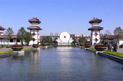 邯郸是现在的哪个城市,石家庄和邯郸哪个城市发展的好