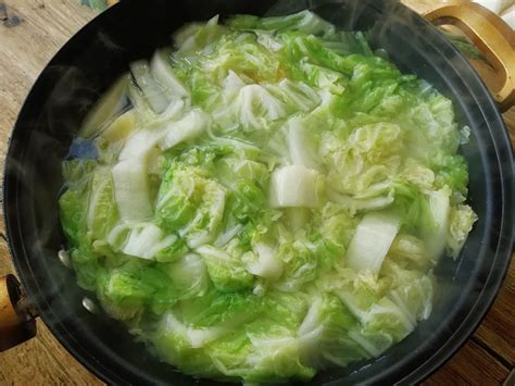 炒西葫芦应该怎么做,西葫芦炒圆白菜怎么做好吃
