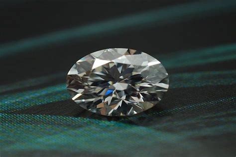 钻石为什么说南非钻,南非钻和莫桑钻有什么区别